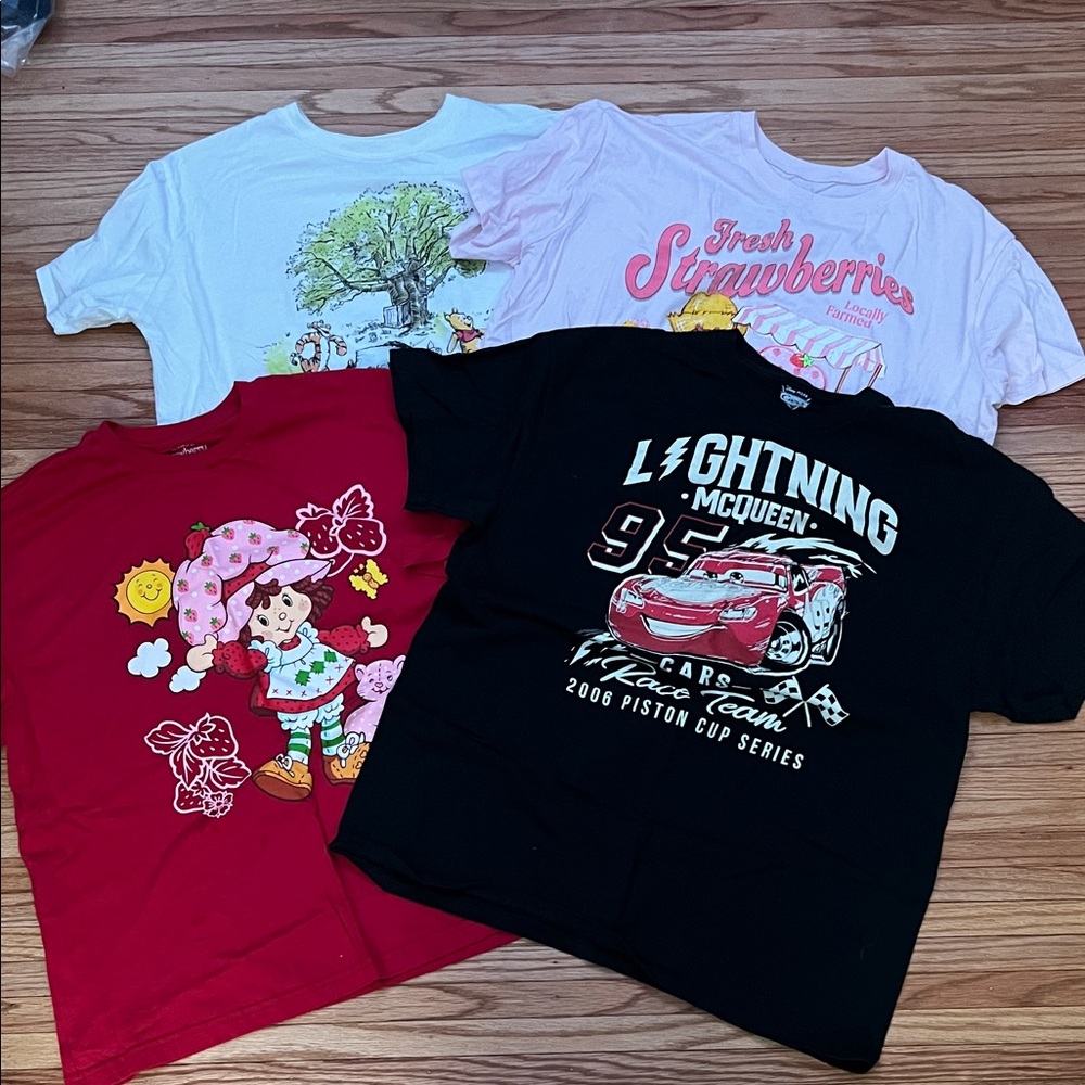 Set of 4 Women’s Character Shirts